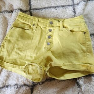 size 2/26 shorts